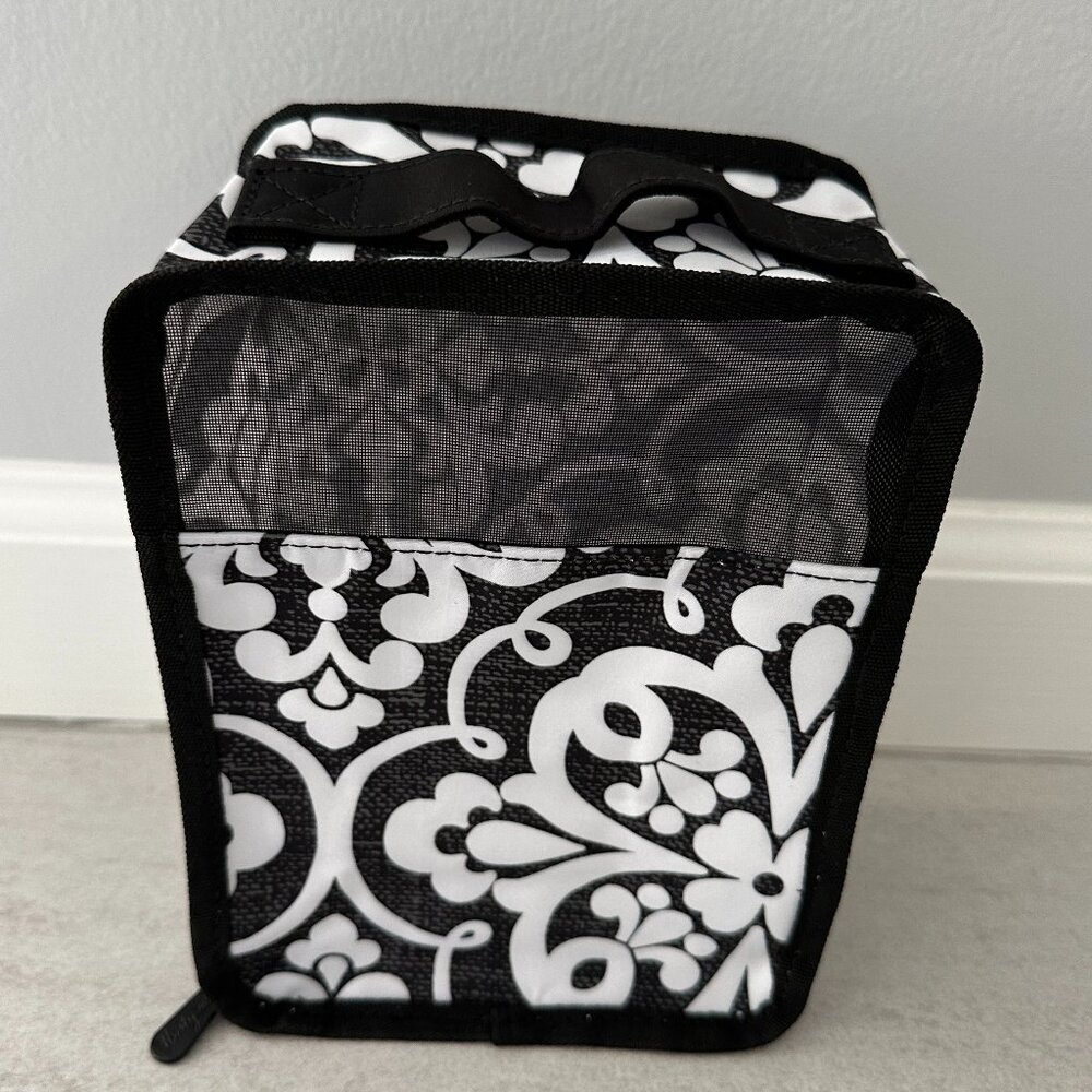 Thirty-One Small Packing Cube - Medallion Medley - Brand New in Bag